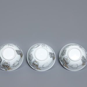 Un service à thé de 15 pièces en porcelaine de Chine grisaille, Yongzheng/Qianlong — photo 17