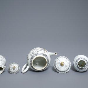 Un service à thé de 15 pièces en porcelaine de Chine grisaille, Yongzheng/Qianlong — photo 22
