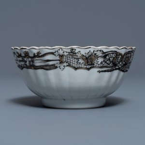 Un service à thé de 37 pièces en porcelaine de Chine grisaille à décor de Jupiter, Qianlong — photo 6
