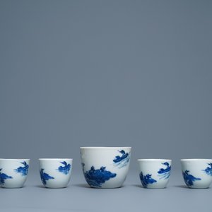 Un service à thé de 7 pièces en porcelaine de Chine 'Bleu de Hue' pour le Vietnam, 19ème — photo 6