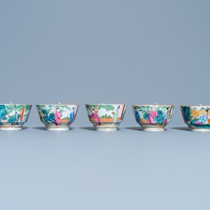 Un service à thé en porcelaine de Chine famille rose de Canton, 19ème — photo 17