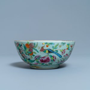 Un service à thé en porcelaine de Chine famille rose de Canton à fond céladon, 19ème — photo 14