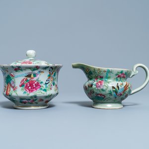 Un service à thé en porcelaine de Chine famille rose de Canton à fond céladon, 19ème — photo 22