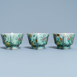 Un service à thé en porcelaine de Chine famille rose de Canton à fond céladon, 19ème — photo 35