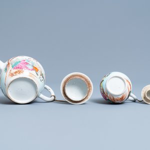 Un service à thé en porcelaine de Chine famille rose pour le marché européen, Qianlong — photo 9