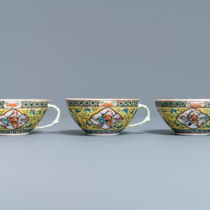 Un service à thé en porcelaine de Chine famille verte à fond jaune, 19ème — photo 10
