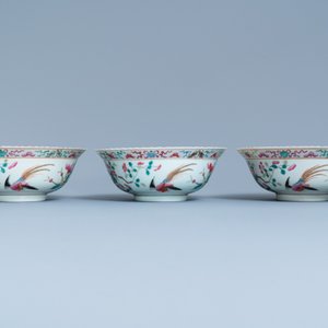 Un service de 56 pièces en porcelaine de Chine famille rose pour le marché Straits ou Peranakan, 19ème — photo 30