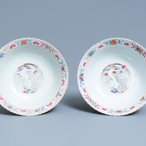 Un service de 56 pièces en porcelaine de Chine famille rose pour le marché Straits ou Peranakan, 19ème — photo 40