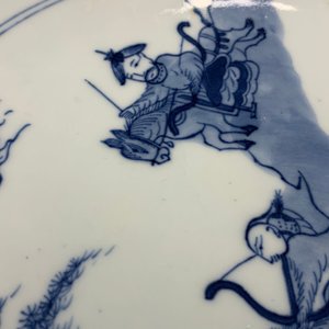 Un service en porcelaine de Chine en bleu et blanc à décor de scènes de chasse, 18/19ème — photo 135