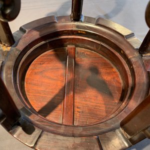 Un socle en bois sculpté, Chine, 19/20ème — photo 17