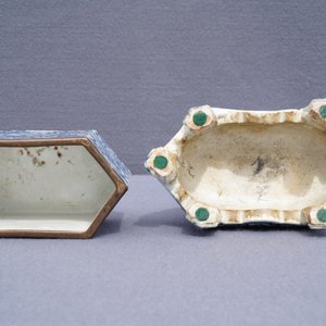 Un support d'autel et son couvercle en porcelaine de Chine 'Bleu de Hue' pour le Vietnam, 19ème — photo 32