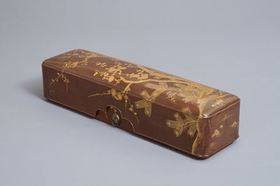 Un suzuribako de forme rectangulaire en laque, Japon, Meiji, 19ème