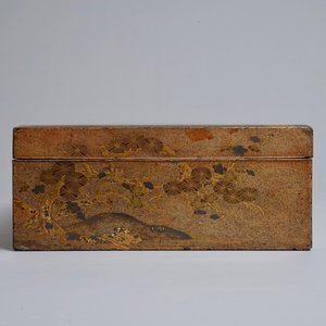 Un suzuribako en laque à décor d'un pin, Japon, Edo ou Meiji, 18/19ème — photo 7