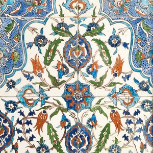 Un tableau de carreaux de style Iznik, Kutahya, Turquie, 19/20ème — photo 1