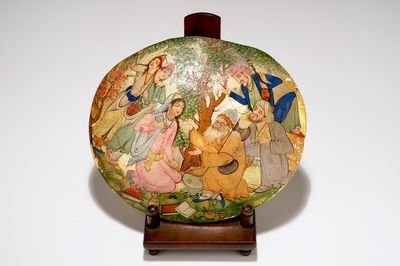 Un tableau miniature sur coquillage de nacre, Iran, art qajar, 19ème