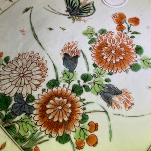 Un tazza de forme octagonale en porcelaine de Chine famille verte, Kangxi — photo 12