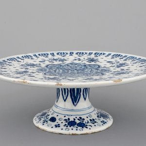 Un tazza en Delft bleu et blanc au décor chinoiserie, ca. 1690 — photo 2