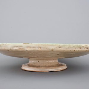 Un tazza en majolique de Talavera décore d'un chien, Espagne, 17ème — photo 3