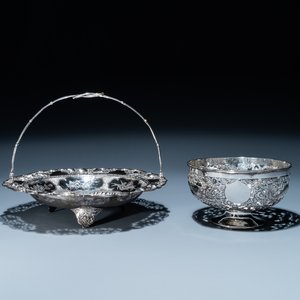 Un tazza et une coupe tripode à anse en argent, Sing Fat, Canton ou Shanghai, Chine, 19/20ème — photo 1
