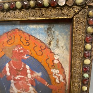Un thangka dans son cadre en cuivre doré incrusté, Tibet, 19ème — photo 6