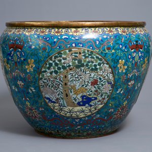 Un très grand aquarium en émaux cloisonnés et bronze doré, Chine, Jiaqing — photo 3
