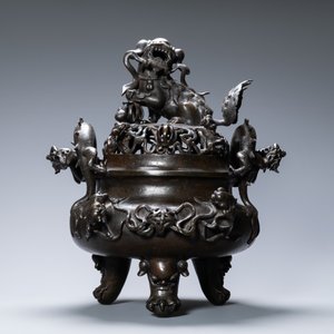 Un très grand brûle-parfum couvert en bronze, Chine, marque de Xuande, Ming — photo 2