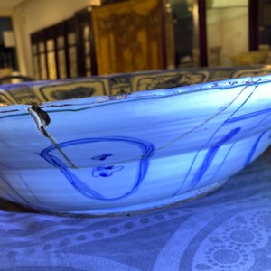 Un très grand plat en porcelaine de Chine en bleu et blanc de type kraak, Wanli — photo 10