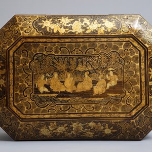 Un très grand plat et une boîte à couture en laque de Canton, Chine, 18/19ème — photo 11