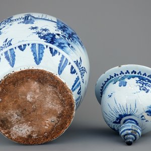 Un très grand vase au décor de chinoiserie en faïence de Nevers, 17ème — photo 6