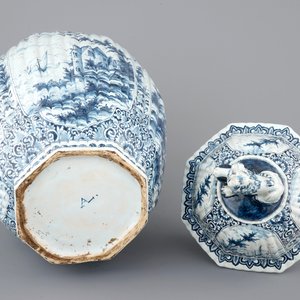 Un très grand vase en faïence de Delft bleu et blanc, ca. 1800 — photo 6