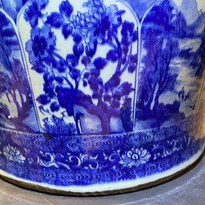 Un très grand vase en porcelaine de Chine en bleu et blanc, Kangxi — photo 14