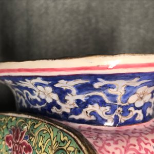 Un vase à décor d'oiseaux branchés en émaux de Canton, Qianlong — photo 20