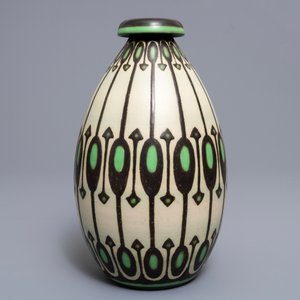 Un vase art deco aux émaux mats, Charles Catteau pour Boch Kéramis, 1ère moitié du 20ème — photo 4