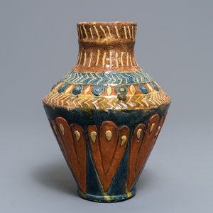 Un vase Art Nouveau en poterie flamande, Leo Maes Vereenoghe, Torhout, 1891-1909 — photo 4