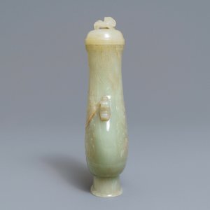 Un vase couvert de forme archaïque en jade céladon, Chine, 19ème — photo 2