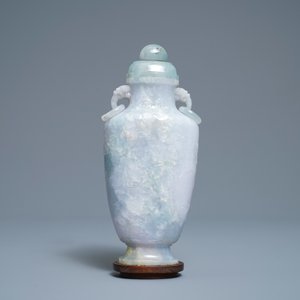 Un vase couvert en jade sculpté à décor d'immortels, Chine, 19ème — photo 4