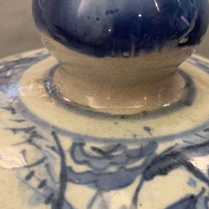 Un vase couvert en porcelaine de Chine en bleu et blanc, Wanli — photo 8
