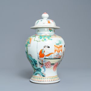 Un vase couvert en porcelaine de Chine famille rose, 19/20ème — photo 2