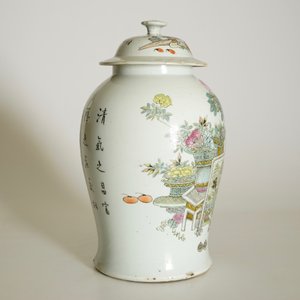 Un vase couvert en porcelaine de Chine qianjiang cai à décor des "100 antiquités", 19/20ème — photo 10