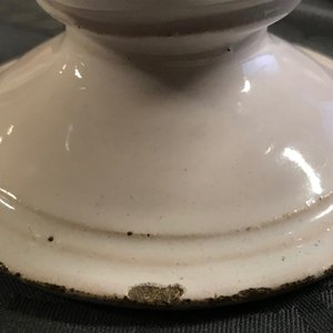 Un vase d'autel en faïence de Delft ou Haarlem en bleu et blanc avec La Vierge à l'Enfant, 17ème — photo 20