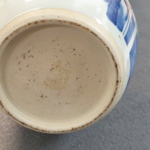 Un vase de forme bouteille en porcelaine de Chine en bleu et blanc, 19/20ème — photo 22