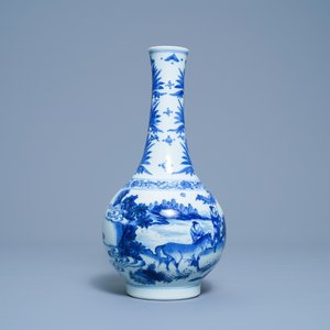 Un vase de forme bouteille en porcelaine de Chine en bleu et blanc, époque Transition — photo 2