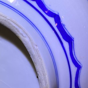 Un vase de forme bouteille en porcelaine de Chine en bleu et blanc, Kangxi — photo 15