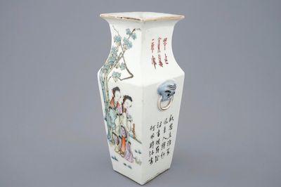 Un vase de forme carrée en porcelaine de Chine qianjiang, 19/20ème