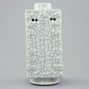 Un vase de forme cong en porcelaine à glaçure de type ge, Chine, 19/20ème — photo 5
