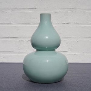 Un vase de forme double gourde en porcelaine de Chine céladon monochrome, marque de Qianlong, 19ème — photo 9