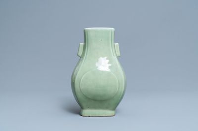 Un vase de forme 'fanghu' en porcelaine de Chine céladon monochrome, marque et époque de Qianlong