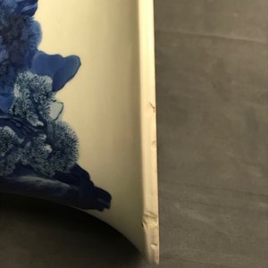 Un vase de forme 'gu' en porcelaine de Chine bleu et blanc, marque et époque de Kangxi — photo 20