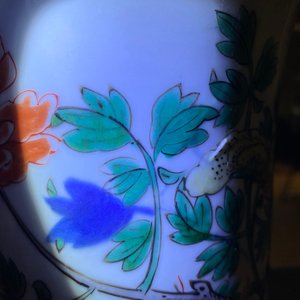 Un vase de forme gu en porcelaine de Chine wucai, Shunzhi — photo 12