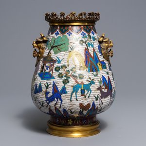 Un vase de forme hu en émaux cloisonnés à monture en bronze doré, Chine, 18/19ème — photo 3